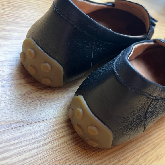 Like New Vionic Taryn Black Leather Driving Loafer Moccasin size 9 - Picture 5 of 7